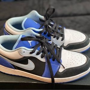 Jordan 1 low racer blue size 10.5